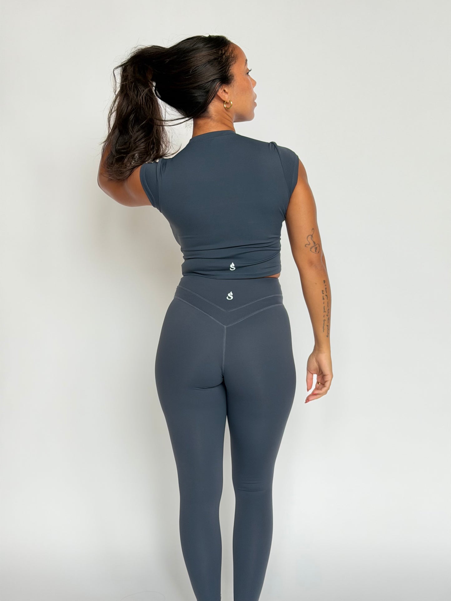 The Olivia ACTIVE Crop