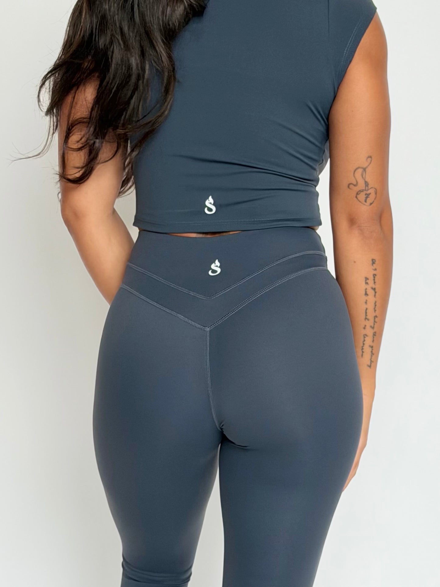 The Olivia ACTIVE Leggings